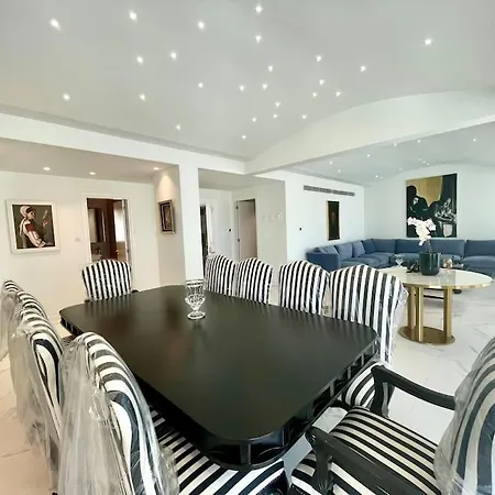 Penthouse Luxury Appartamento