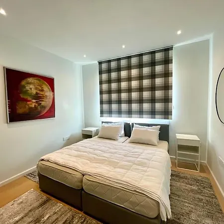 Penthouse Luxury - Armenias By Platform 357 *