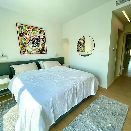 Penthouse Luxury - Armenias By Platform 357 *